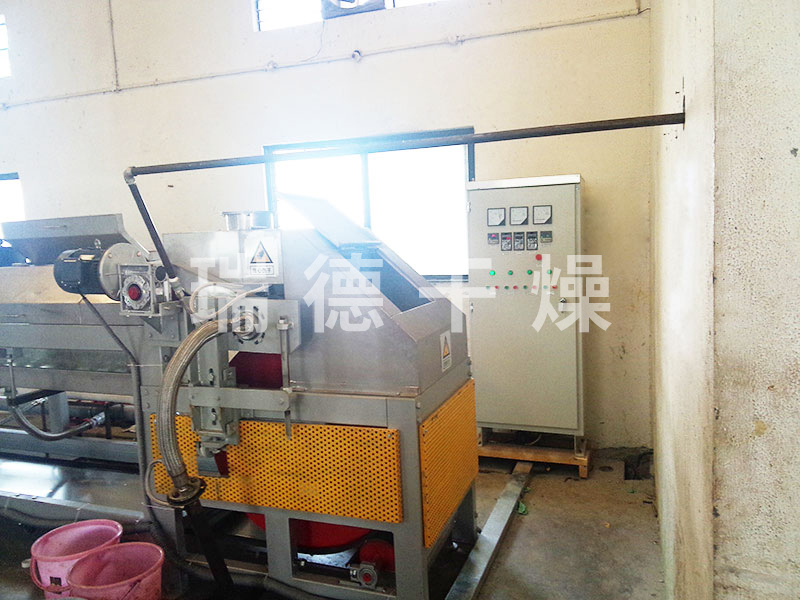 石蠟鋼帶造粒機工程 （用戶：廣州XXX化工）